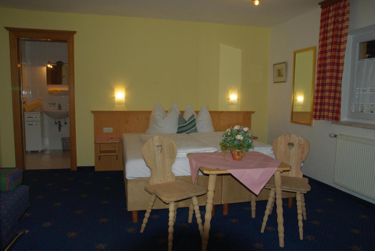 Hotel-Pension Heike Kitzbühel Exteriör bild