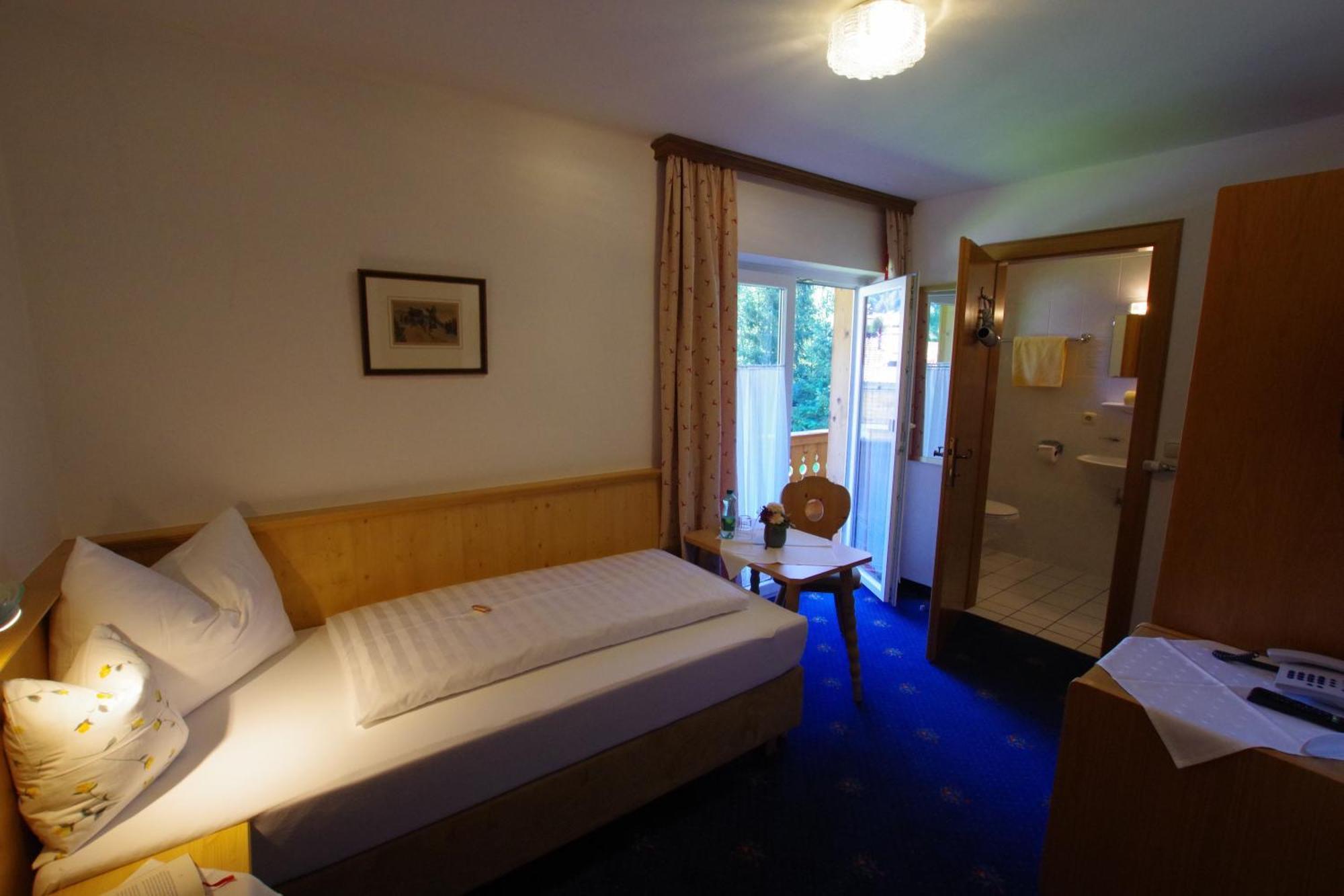 Hotel-Pension Heike Kitzbühel Exteriör bild