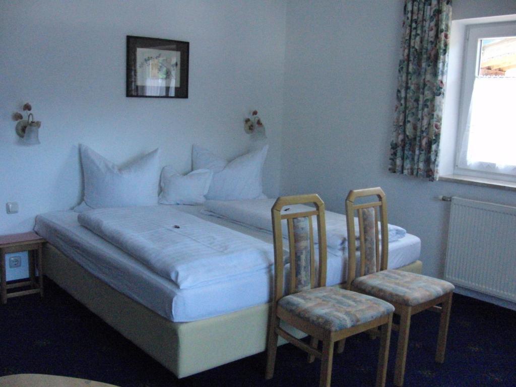 Hotel-Pension Heike Kitzbühel Rum bild