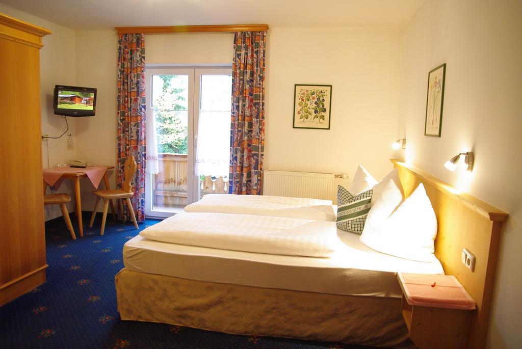 Hotel-Pension Heike Kitzbühel Exteriör bild