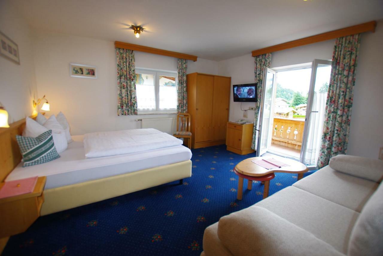 Hotel-Pension Heike Kitzbühel Exteriör bild